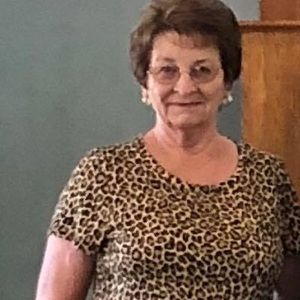 Meet your Posher, Elaine